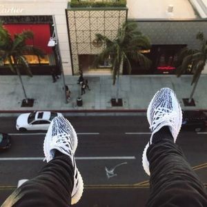 Meet your Posher, Jonathan